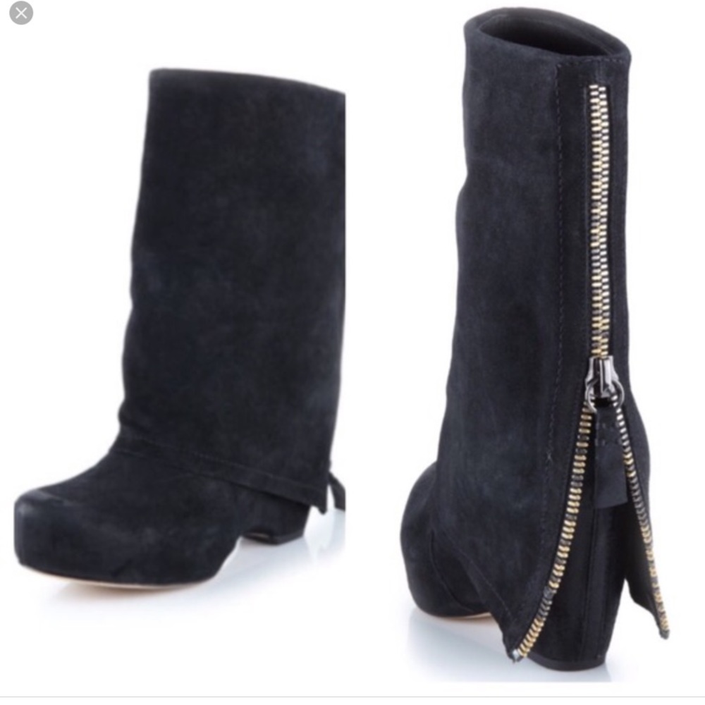 Vera Wang Lavender Westin boots